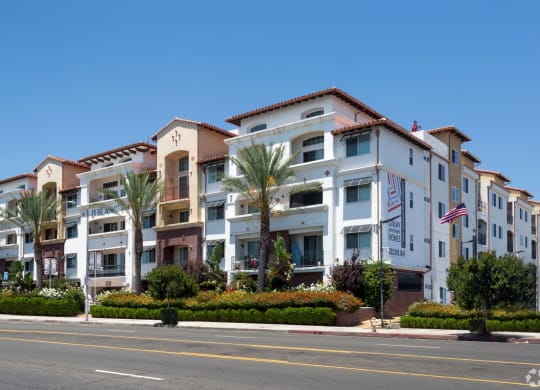 Beautiful Surroundings at Le Blanc Apartment Homes, Canoga Park, CA