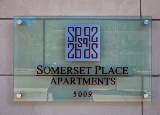 Somerset place, at Somerset Place Apartments, Chicago, 60640