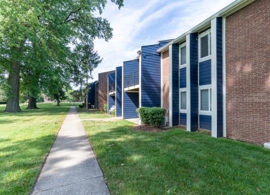 Green Space Walking Trails at Crestview at Louisville Apartments, Louisville, 40217