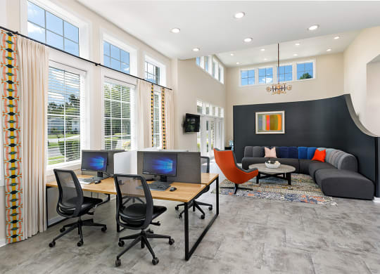 24-Hour Business Center with Computers and Wireless Printing