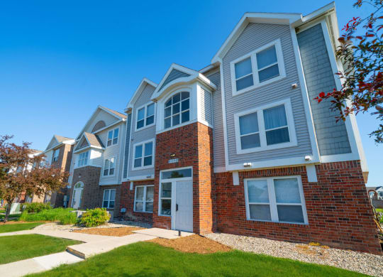 Exterior View of Apartments at Heatherwood Apartments, Grand Blanc, Michigan