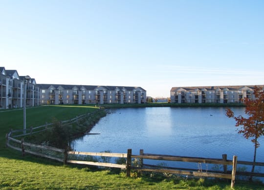Scenic Pond Views at Oak Shores Apartments, Wisconsin, 53154