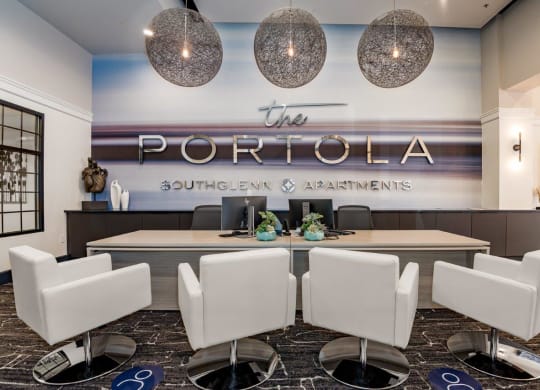 The Portola at SouthGlenn Apartments Leasing Office Desk and Chairs