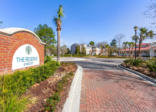 The Reserve at Wescott Apartments Entry and Monument Sign