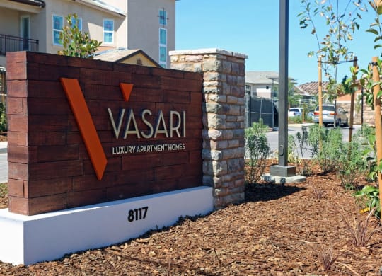 Vasari Apartments Elk Grove Sign