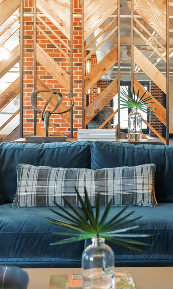 Meeting Street Lofts Apartments in Charleston, SC