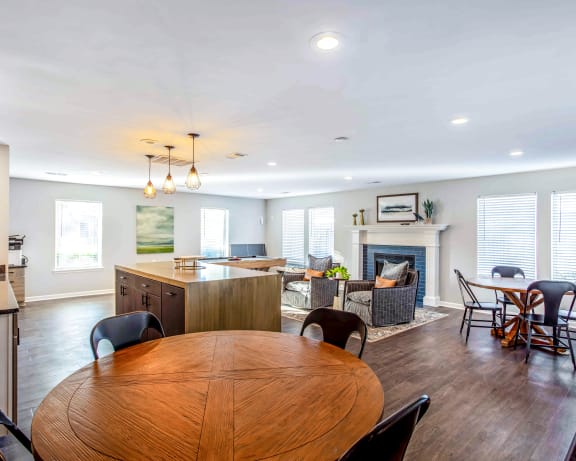 Photo Gallery Image
