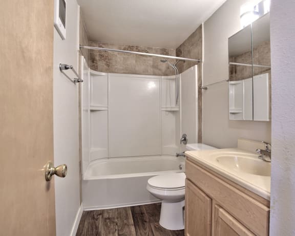 Photo Gallery Image