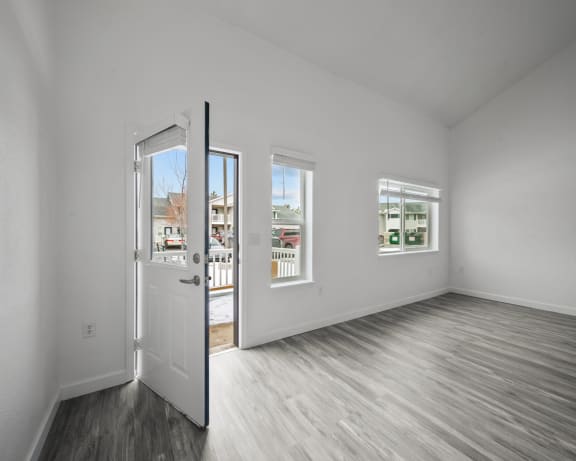 Photo Gallery Image
