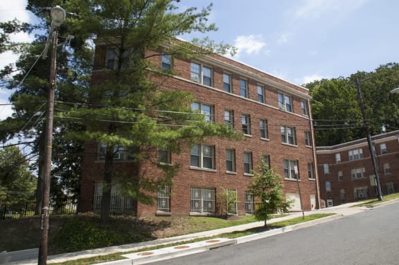 brick exterior of 3101 pennsylvania apartments in washington dc
