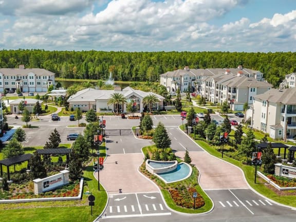 Property Exterior at Oasis Shingle Creek in Kissimmee, FL