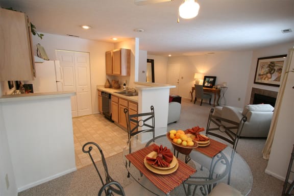 camden place apartments dining area and kitchen