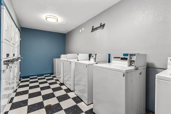 Laundry area The Gilmer at 701