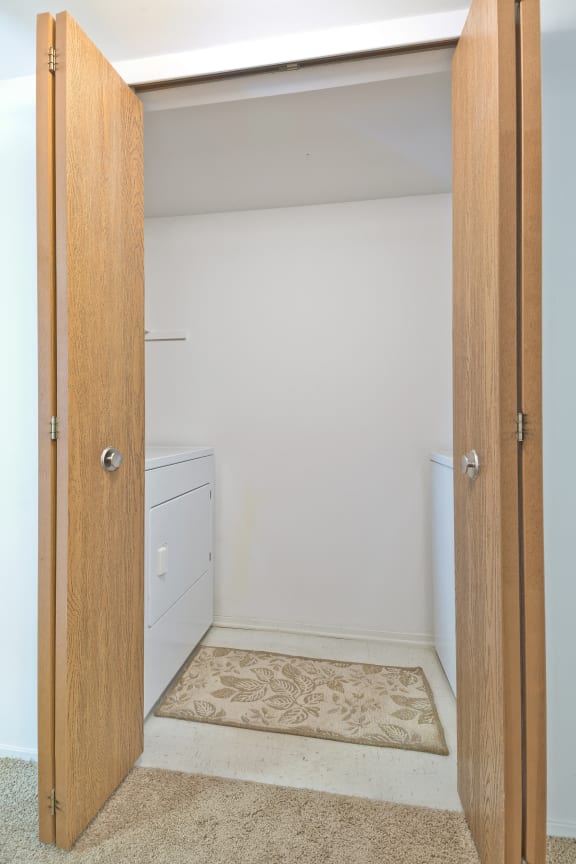 Full-size washer/dryer closet at Lakeside Village Apartments Clinton Township MI Full-size washer/dryer closet at Lakeside Village Apartments Clinton Township MI