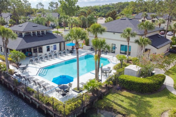 Pool at Cypress Run Apartments in Orlando FL