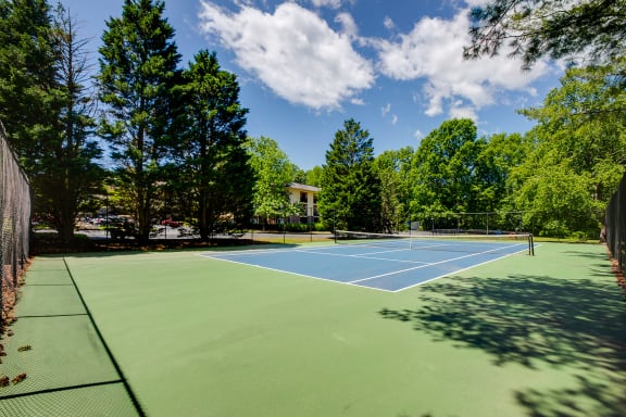 Apartments for Rent in Greenville SC Lakecrest Apartments Photos