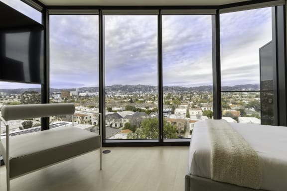 WLJ Beverly Hills Apartments 812b-view