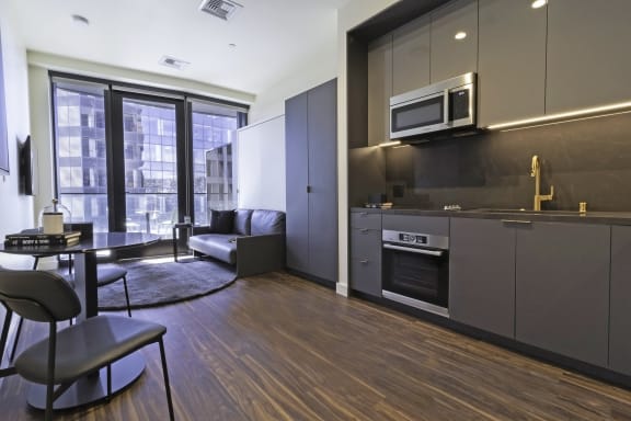 WLJ 902 West Hollywood Apartments Kitchen