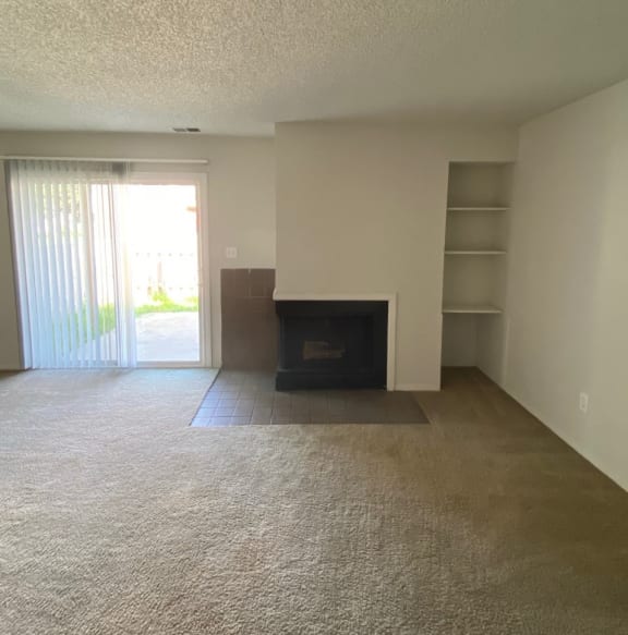 Photos Gallery Ashley Pointe Apartments in Evansville