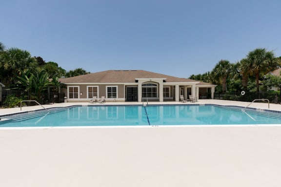 Photos and Video of Centre Court Apartment Homes in Bradenton FL