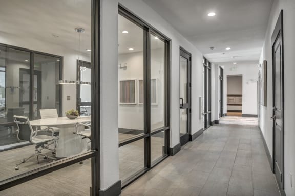 Conference Room¦Axis Hamilton Luxury Apartments