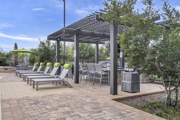 Sundeck¦Axis Hamilton Luxury Apartments