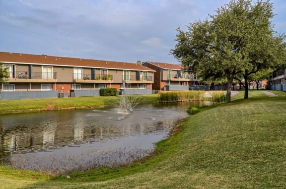 Oak Tree Village Apartments Water Area