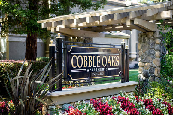 Cobble Oaks in Goldriver CA exterior signage near entry