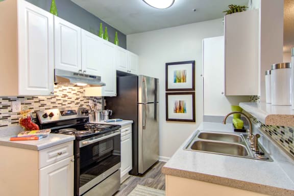 Townpark Crossing Apartments Kennesaw GA photo of updated kitchen with stainless steel appliances