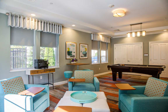 Resident Lounge at Lynnfield Commons