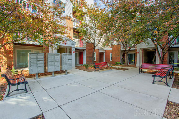 Photos and Video of Clarendon Court in Arlington VA