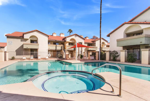 Outdoor Heated Saltwater Pool With Hot Tub Open Year Round at Del Coronado, Mesa