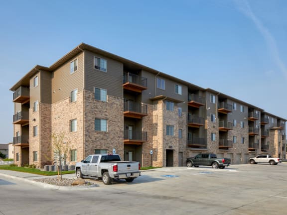 Property Exterior at Deerfield Clubhouse Apartments in Fremont, NE