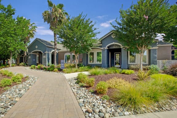 Photos and Video of Broadleaf Apartments in Sacramento CA