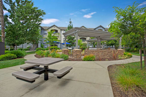 Photos and Video of Broadleaf Apartments in Sacramento CA