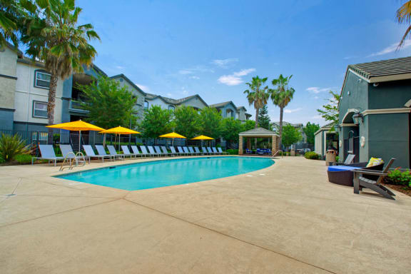 Photos and Video of Broadleaf Apartments in Sacramento CA
