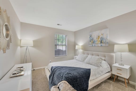 Luxurious Bedroom at Shillito Park Apartments, Lexington