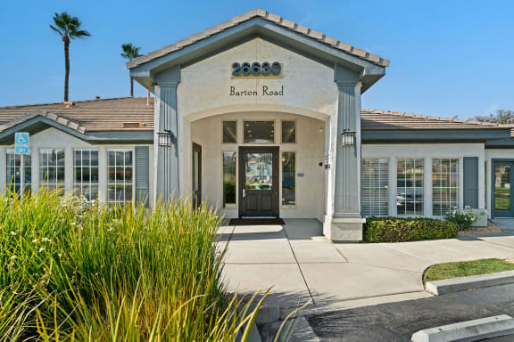 Barton Vineyard Apartments - Main entrance to leasing office