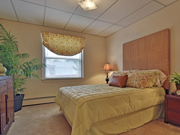 One bedroom at Loch Bend Apartments