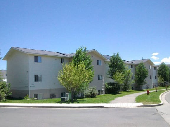 Mountaineer VIllage Apartments in Gunnison CO