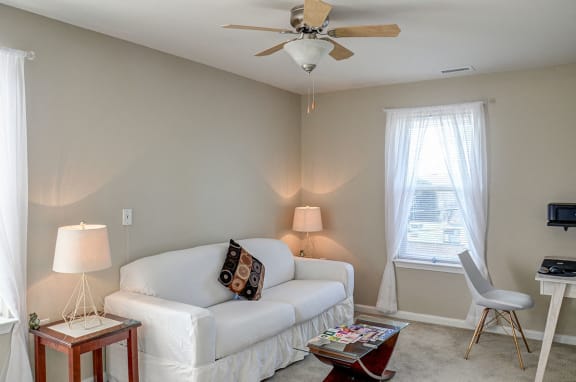 Photos and Video of Viewmont Square Court Senior Living in Hickory NC