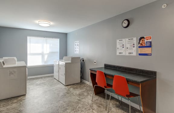 Photos and Video of Viewmont Square Court Senior Living in Hickory NC