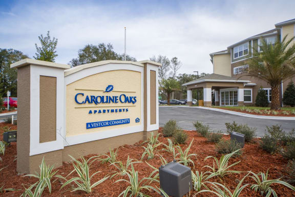 Caroline Oaks Apartments Signage