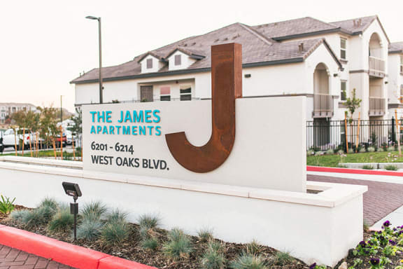 Monument Sign l The James Apartments in Rocklin CA 