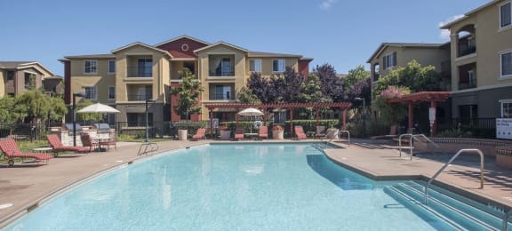 Outdoor Swimming Pool at Sterling Village Apartment Homes, Vallejo, CA