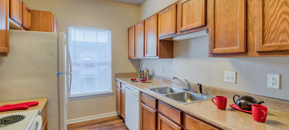 Parc at Metro Center Apartments in Nashville Tennessee photo of kitchen