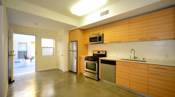 Mar Vista Lofts  - Kitchen