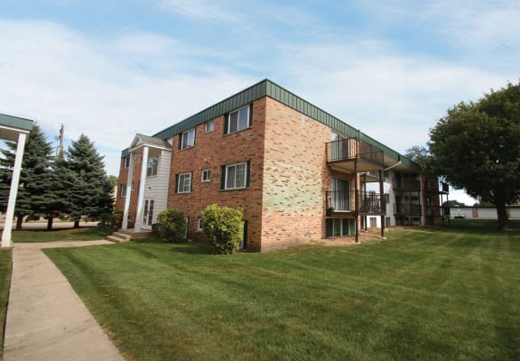 Heritage Manor Apartments in Rochester MN