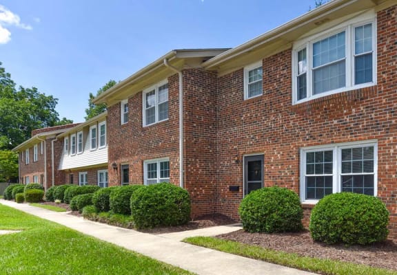 Forest Hills | Apartments in Wilmington, NC