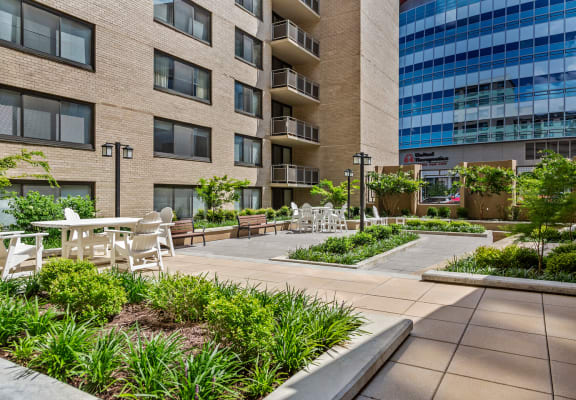 Apartments in Silver Spring MD | Cole Spring Plaza Apartments